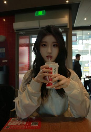 [XiuRen秀人网] 2025.04.11 No.10137 小芭乐 [64+1P]-优选资源网