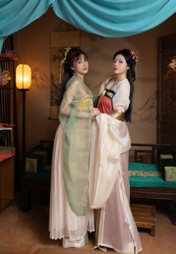 [XiuRen秀人网] 2025.04.29 No.10223 陆萱萱 安然anran 模特合集 [80+1P]-优选资源网