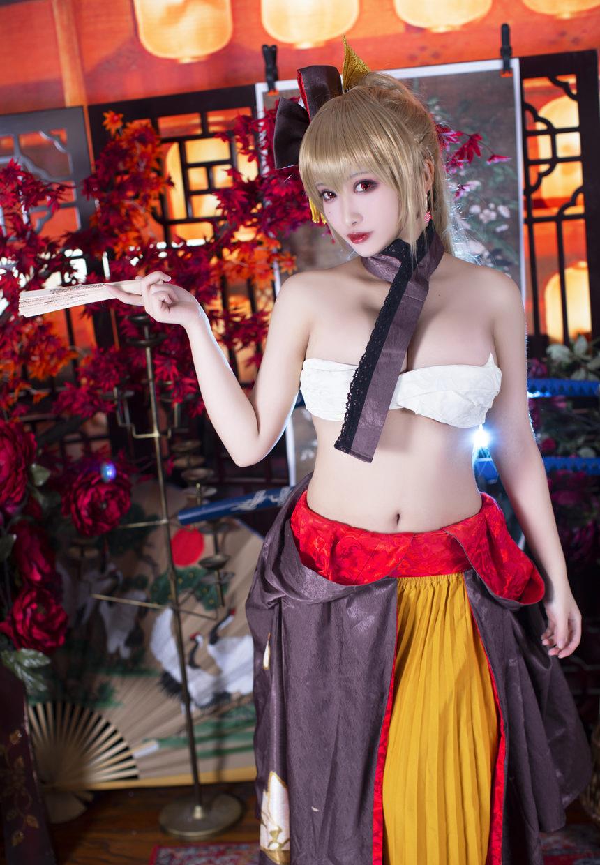 洛璃 LoLiSAMA –  碧蓝航线 让巴尔[44P-568.9M]