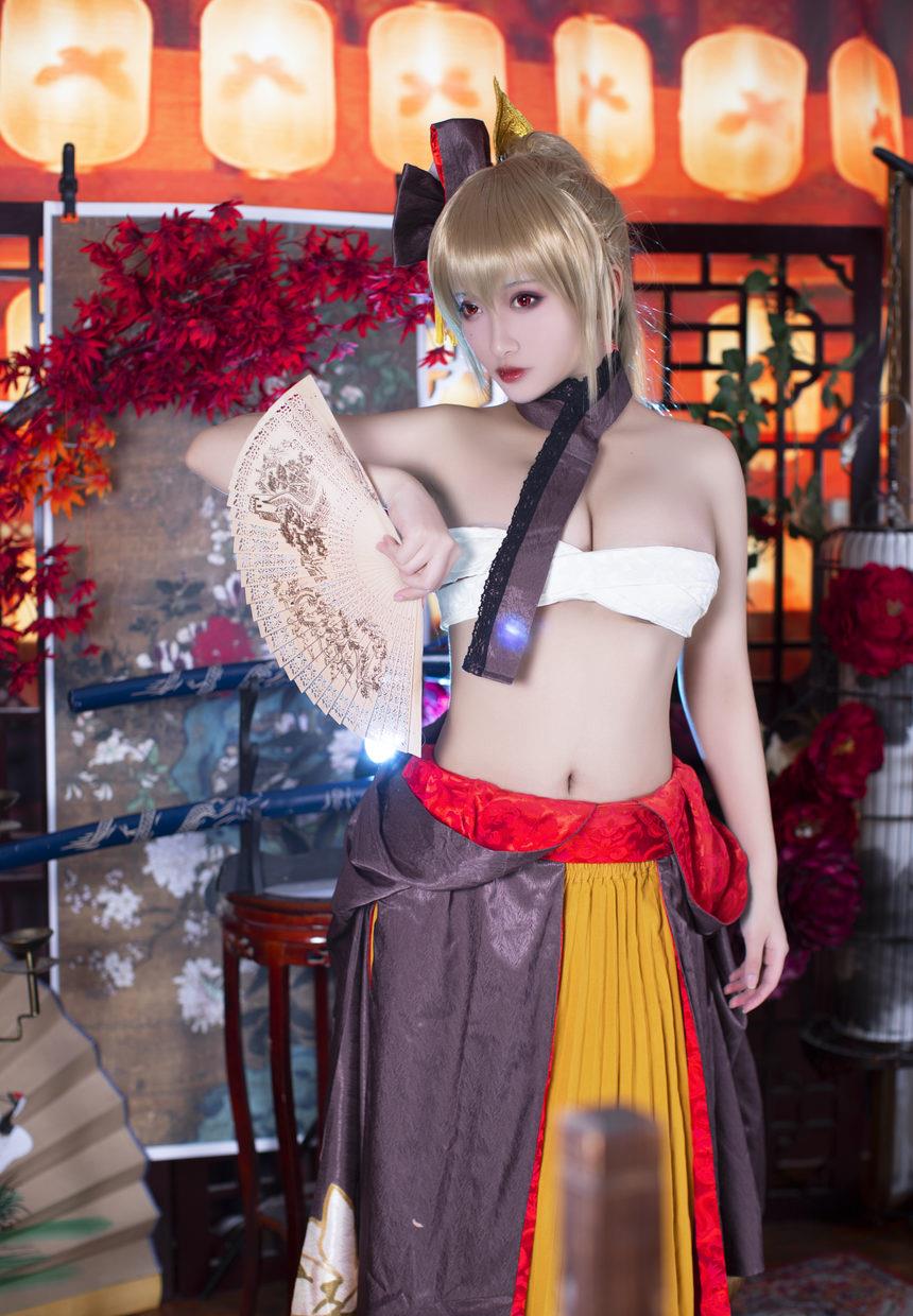 洛璃 LoLiSAMA –  碧蓝航线 让巴尔[44P-568.9M]