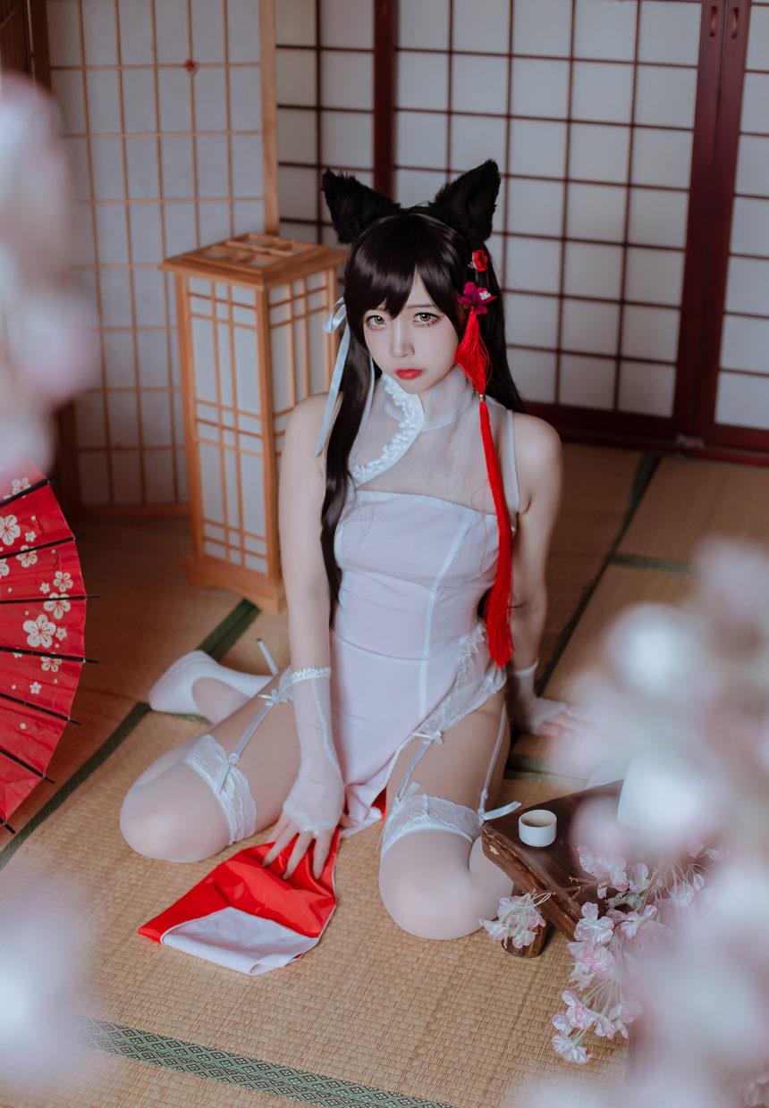 二佐Nisa –  犬之眷 碧蓝航线 爱宕 旗袍 [18P-204MB]