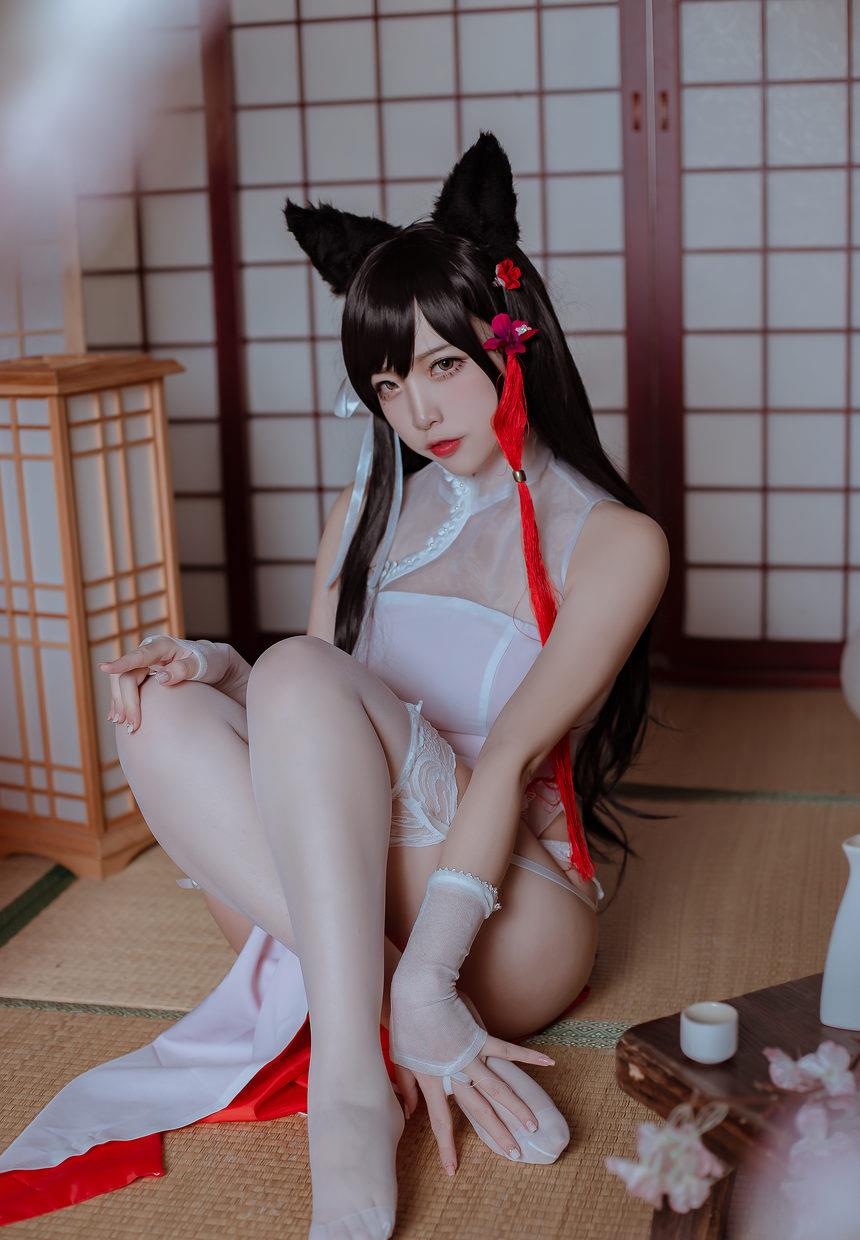 二佐Nisa –  犬之眷 碧蓝航线 爱宕 旗袍 [18P-204MB]