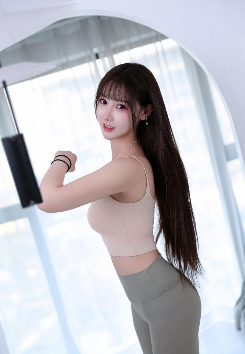 羽生三未 –  瑜伽姐姐[42P+2V-378.3M]