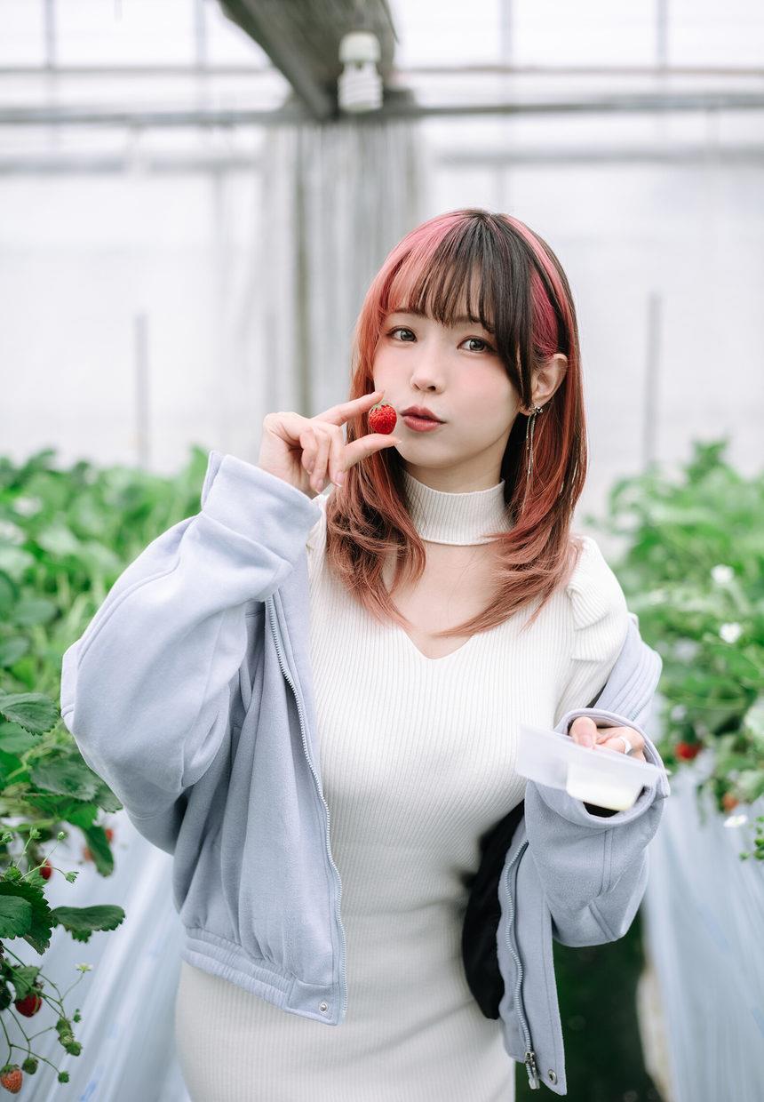 ElyEE子 – Strawberry Picking Date [34P+2V-128MB]