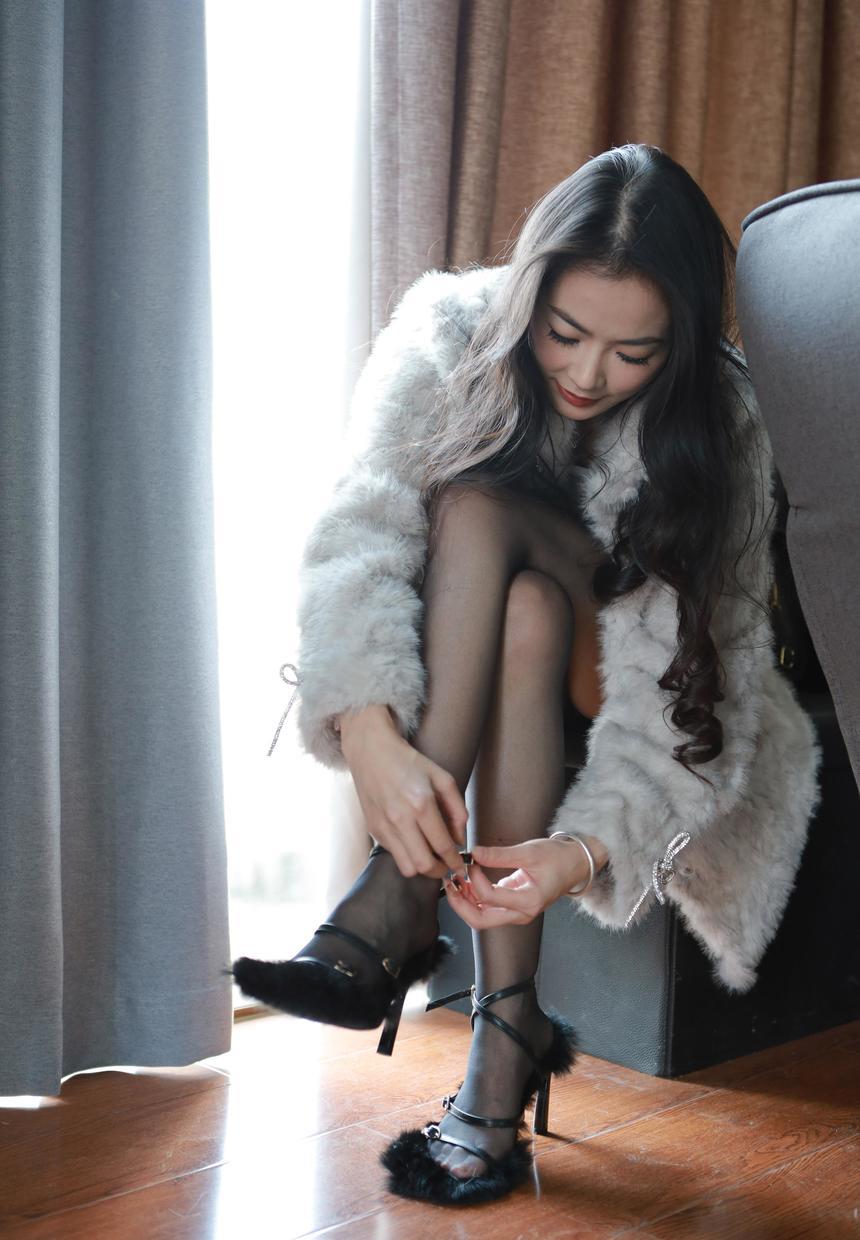 [IESS异思趣向] 2025.02.26 丝享家 1987 小金《毛绒绒》[96P-81.1M]