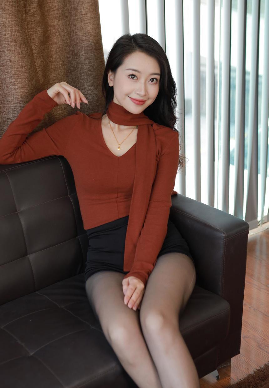 [IESS异思趣向] 2025.02.24 丝享家 1985 小婕《温柔乡（上）》[92P-88.1M]