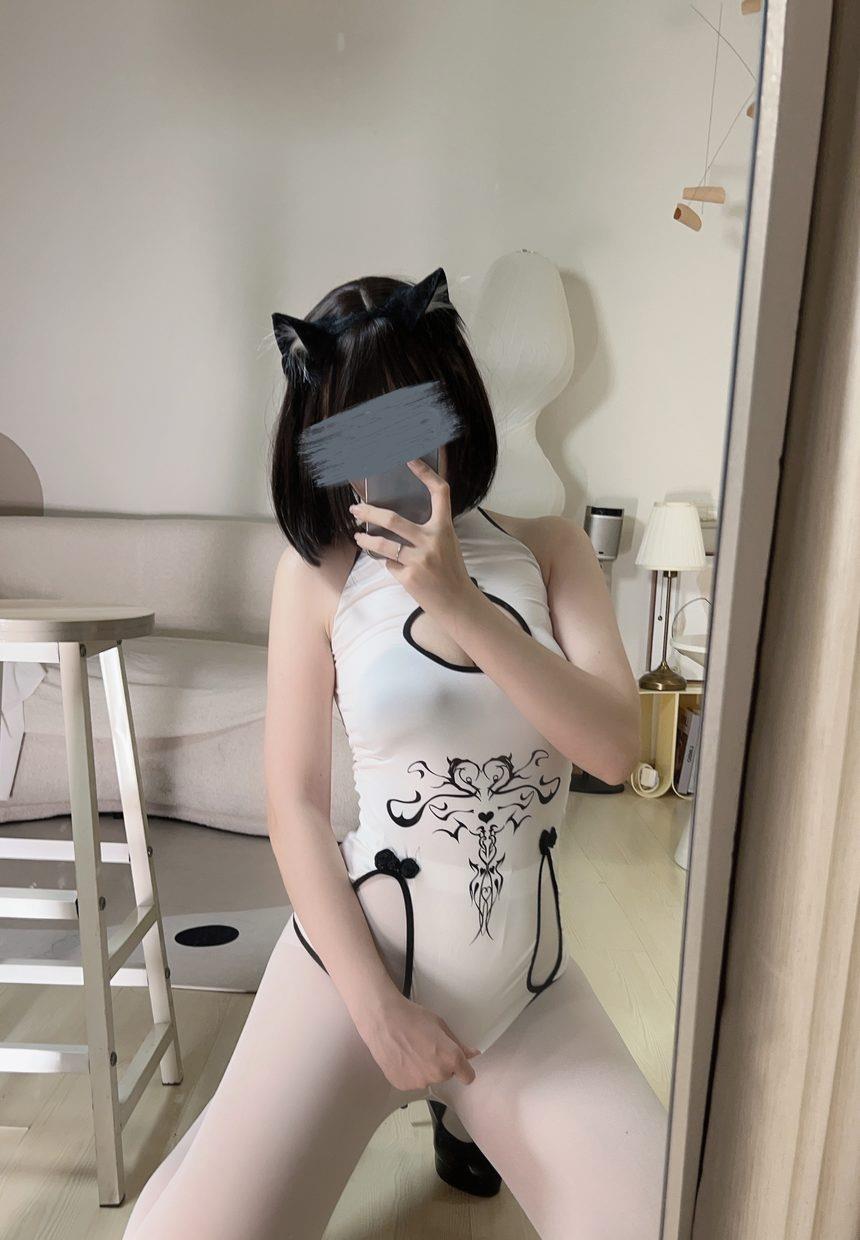 洛桑w伊梓 – 专属白丝汤圆[25P-113.5M]