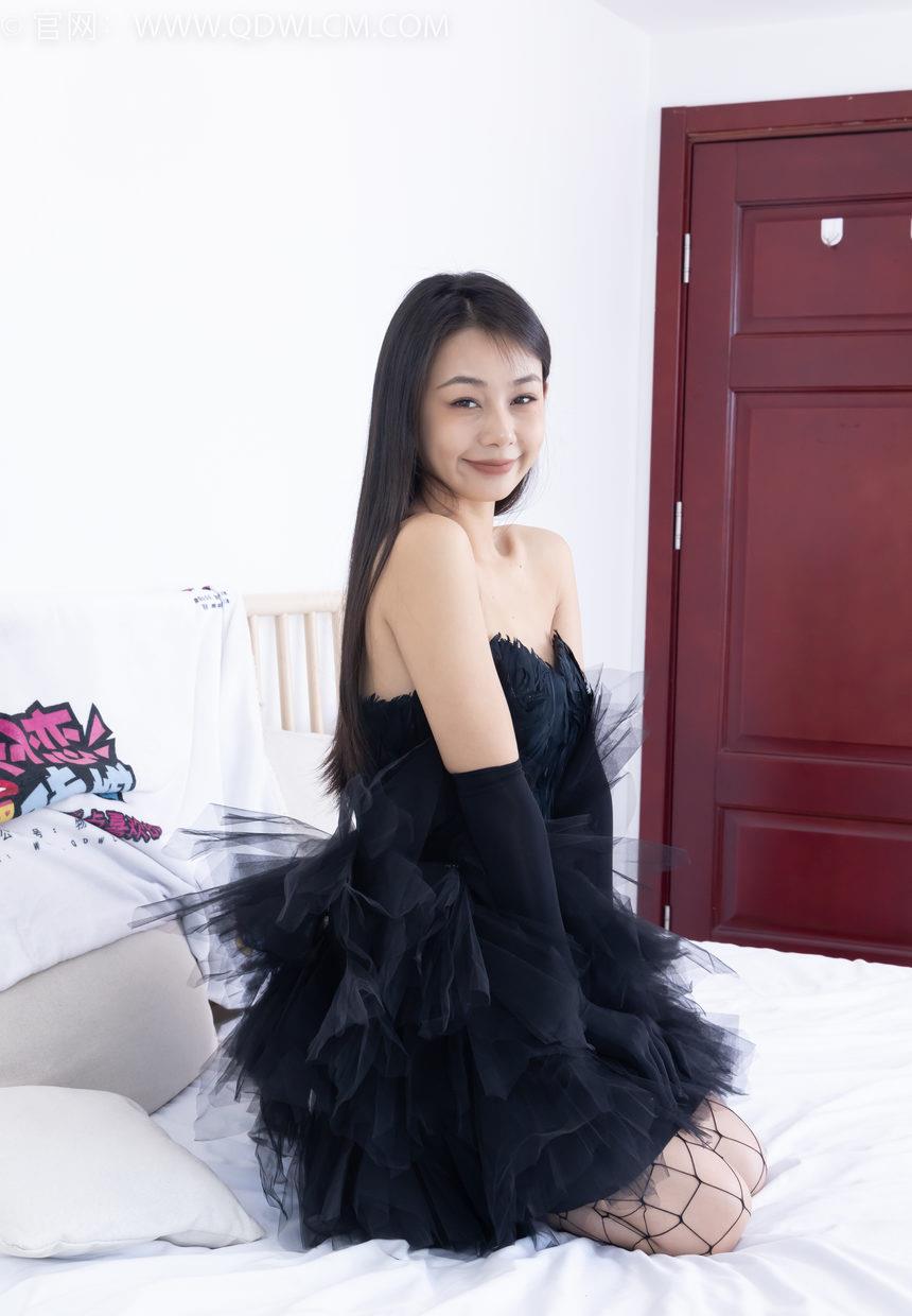 物恋传媒 NO.2287 岚岚-高跟鞋、黑色网袜、裸足[220P-1V-4.94G]