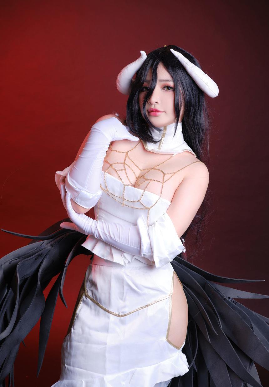 MiMi Chan - NO.002 Albedo[12P-23M]
