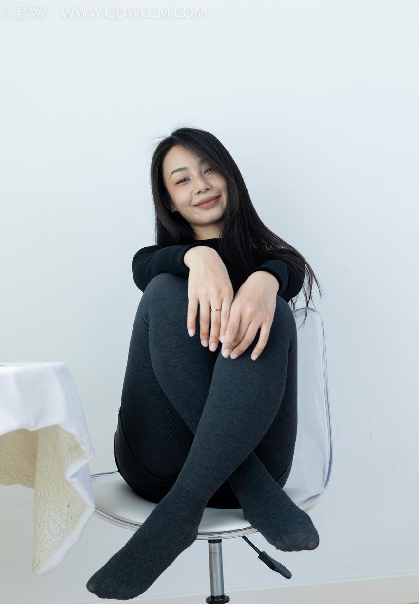 物恋传媒 NO.2313 岚岚-高跟鞋、厚灰丝[180P-1V-4.09G]