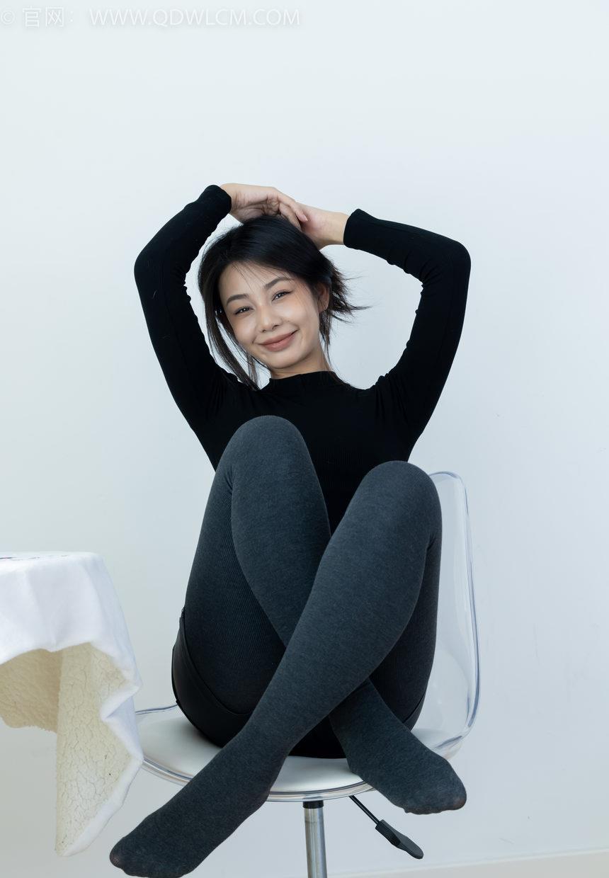 物恋传媒 NO.2313 岚岚-高跟鞋、厚灰丝[180P-1V-4.09G]