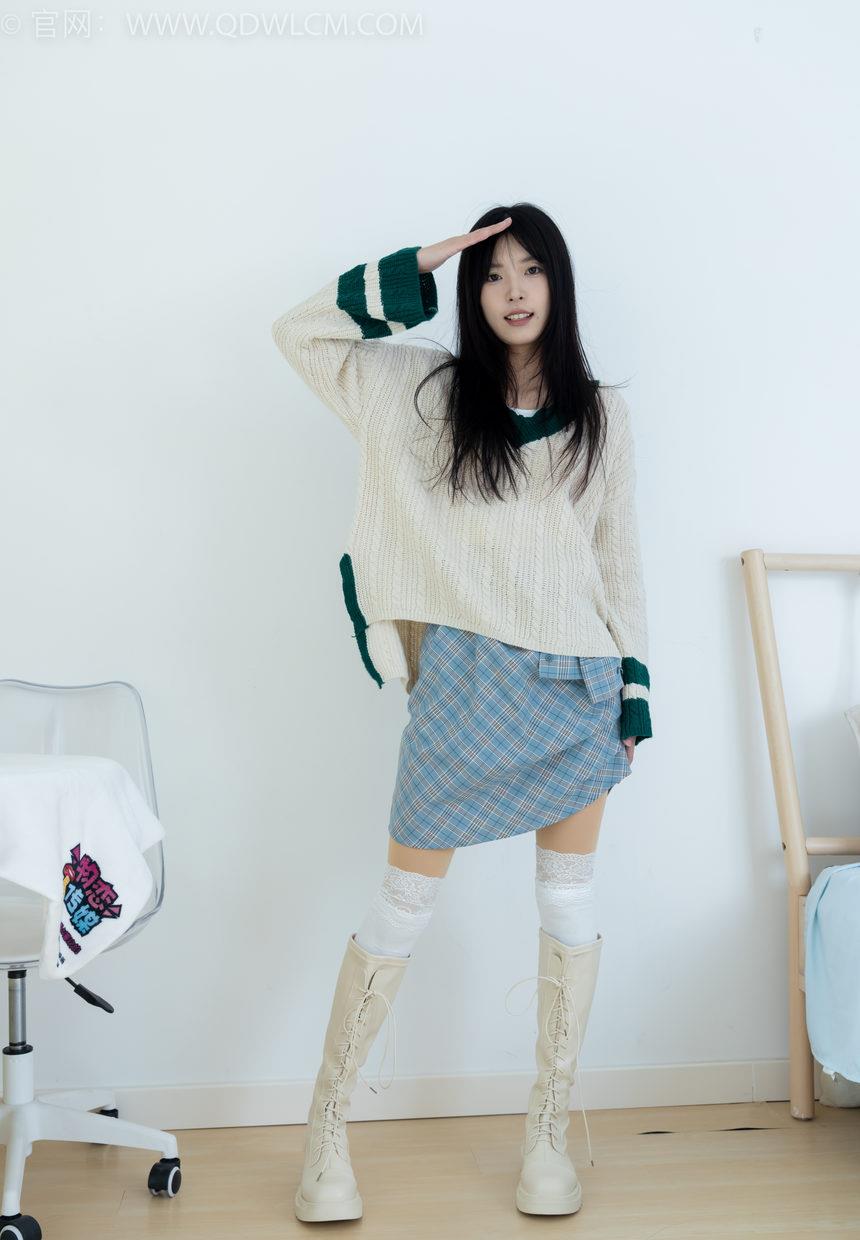 物恋传媒 NO.2312 茯苓-长靴、过膝白棉袜、厚肉丝[160P-1V-3.88G]