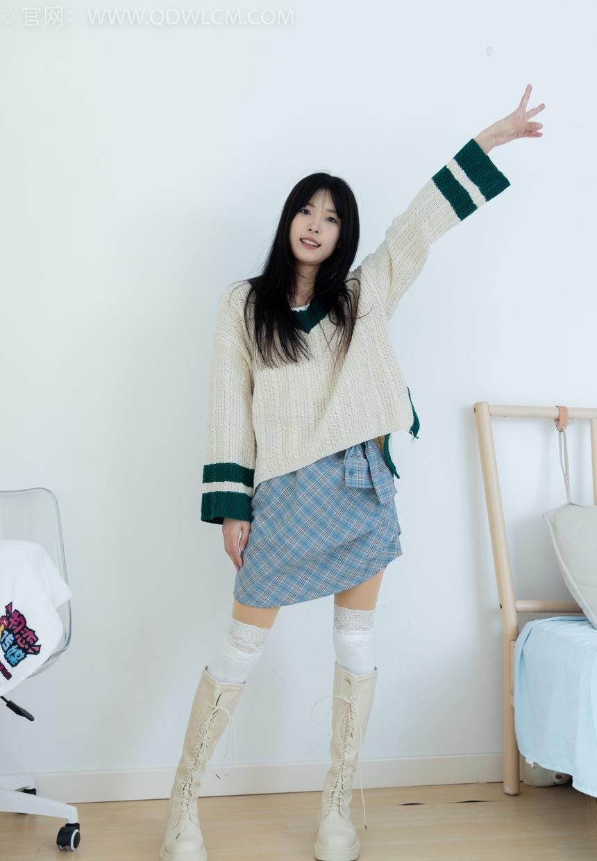 物恋传媒 NO.2312 茯苓-长靴、过膝白棉袜、厚肉丝[160P-1V-3.88G]