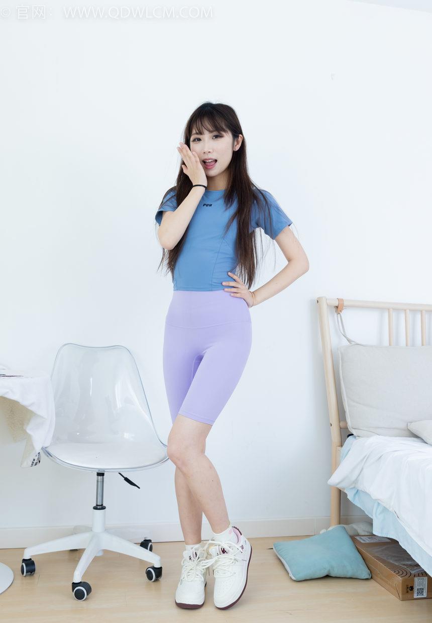 物恋传媒 NO.2299 泡泡-板鞋、白棉袜、裸足、裸足刀叉摆盘剧情[240P-1V-5.15G]