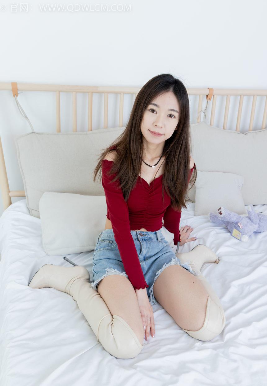 物恋传媒 NO.2296 婷婷-高跟长靴、白棉袜、裸足[170P-1V-4.3G]