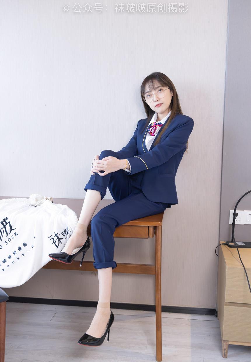 [BoBoSocks袜啵啵]NO.509 稚予-高跟鞋、短肉丝、黑色美甲、银行制服、半脱袜子[150P+1V／5.51GB]