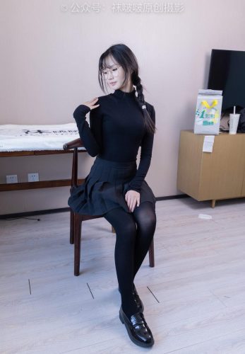 [BoBoSocks袜啵啵]NO.523 甜甜圈-皮鞋、厚黑丝[145P+1V／6.12GB]-优选资源网