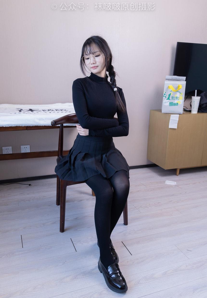 [BoBoSocks袜啵啵]NO.523 甜甜圈-皮鞋、厚黑丝[145P+1V／6.12GB]