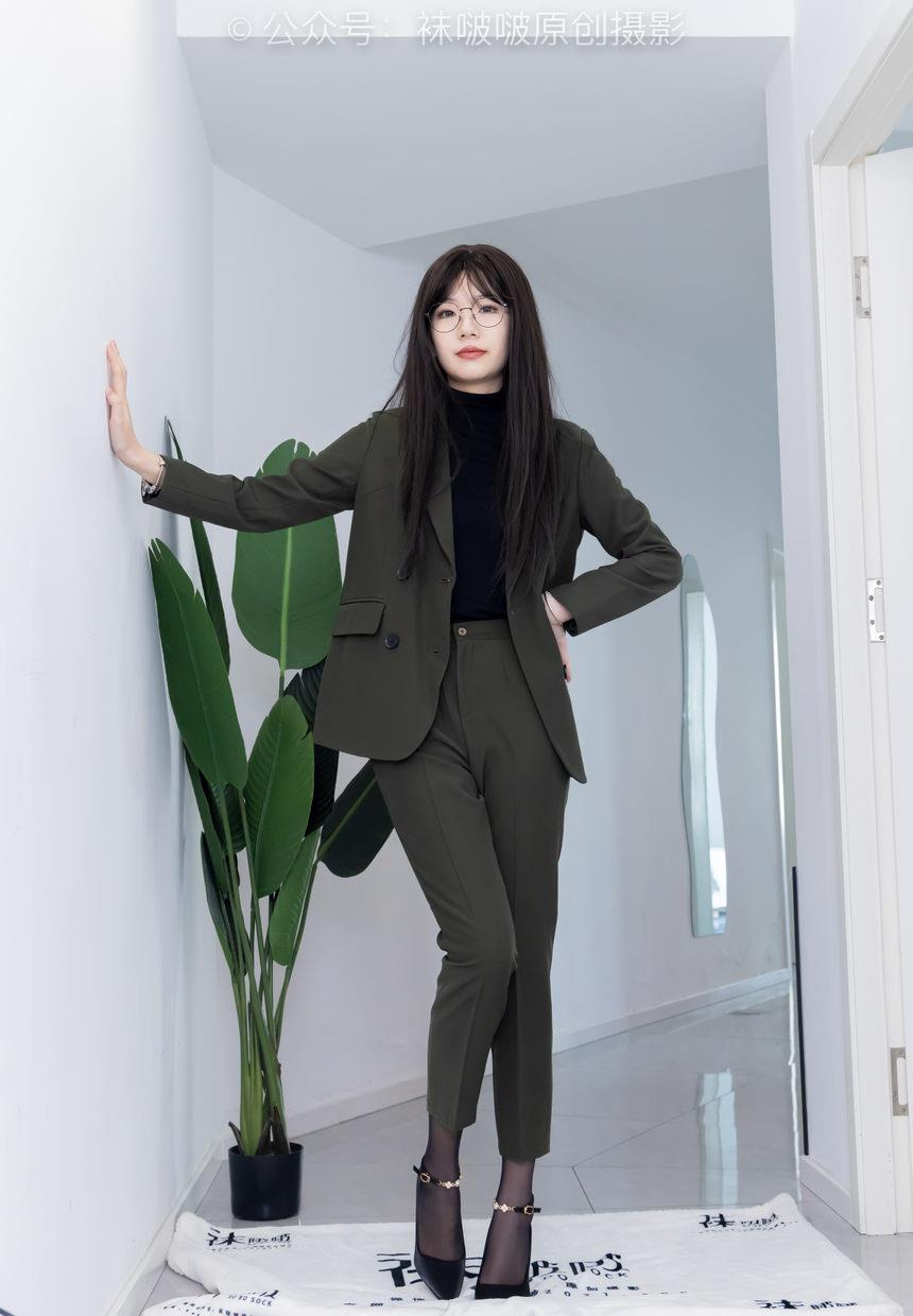 [BoBoSocks袜啵啵]NO.519 小甜豆 高跟鞋、薄黑丝、裸足、ol制服、裤里丝[143P+1V／6.70GB]