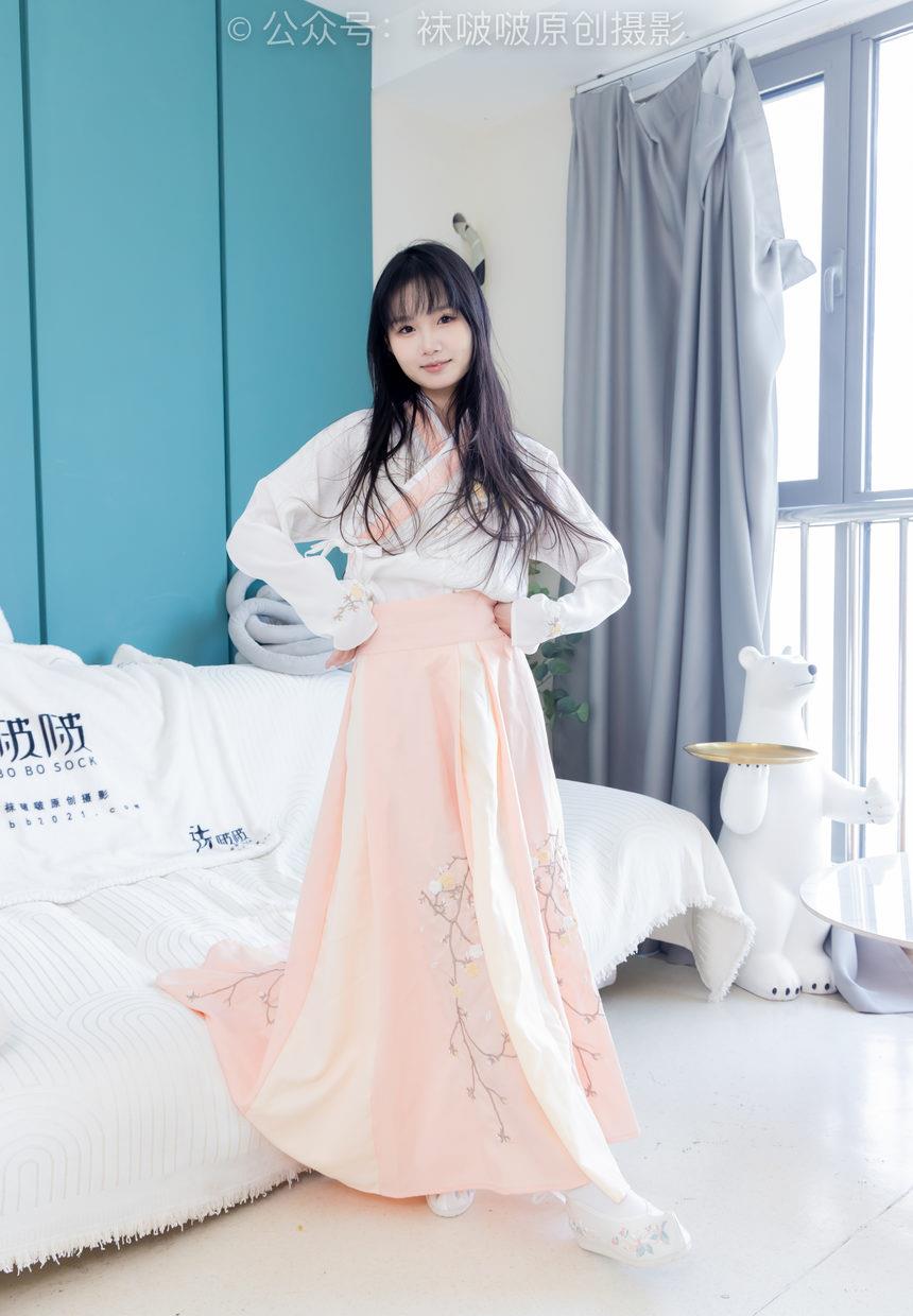 [BoBoSocks袜啵啵]NO.518 甜甜圈-平底鞋、白棉袜、裸足、汉服古装[168P+1V／6.85GB]