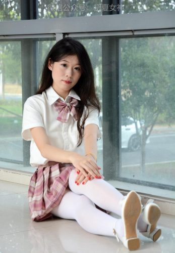 初夏女神 NO.276 清离 粉嫩娇艳[100P+1V／4.45GB]-优选资源网