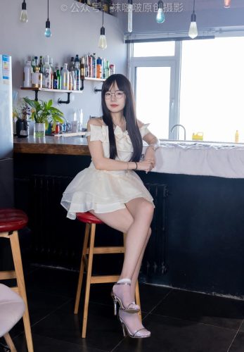 [BoBoSocks袜啵啵]NO.525 小甜豆-高跟鞋、短白丝、裸足、裸足刀叉摆盘剧情[210P+1V／6.73GB]-优选资源网