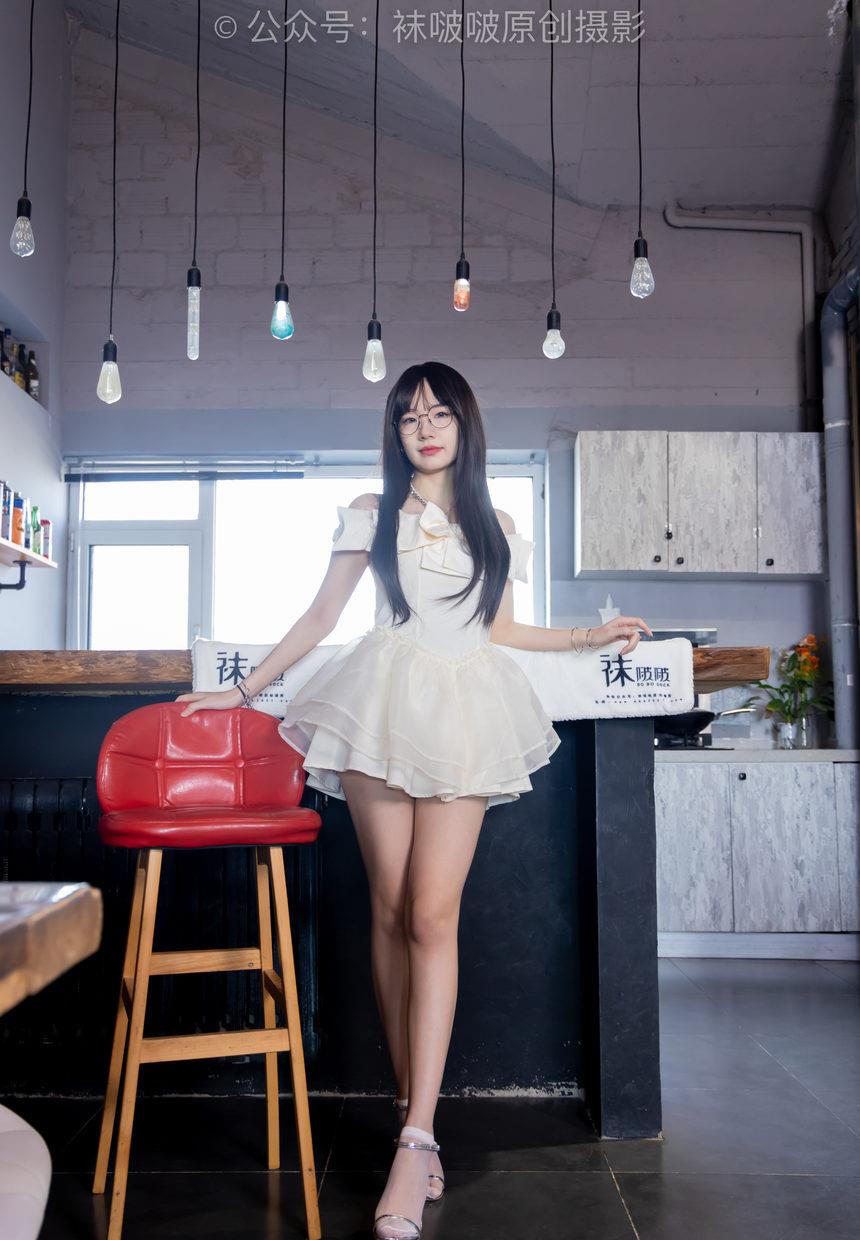 [BoBoSocks袜啵啵]NO.525 小甜豆-高跟鞋、短白丝、裸足、裸足刀叉摆盘剧情[210P+1V／6.73GB]