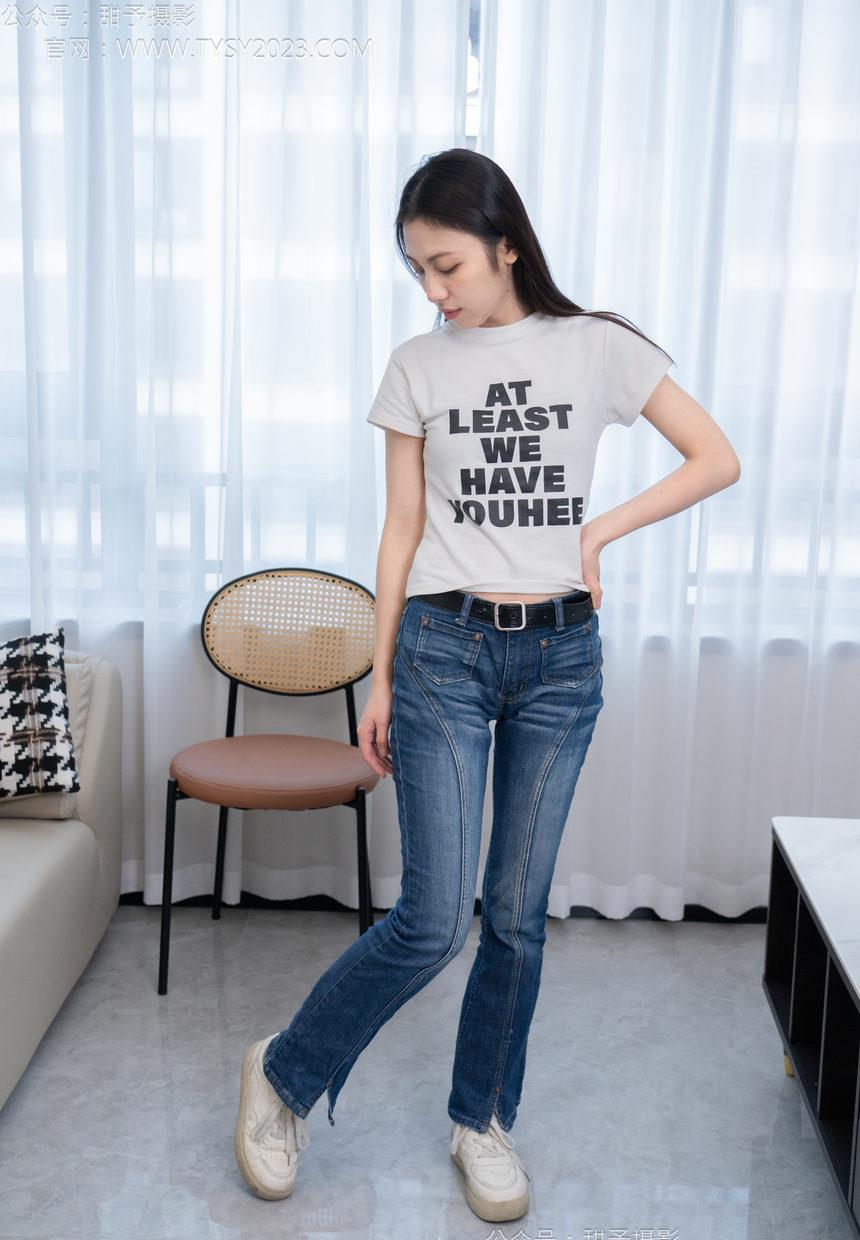 甜予摄影 NO.132 诺诺-板鞋、白棉袜、裸足[129P+2V／9.98GB]