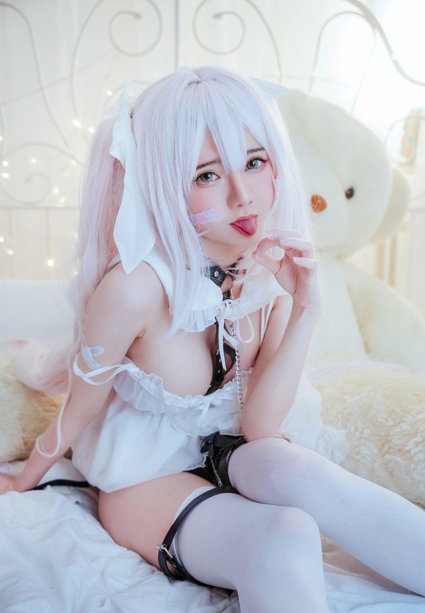 Sally Dorasnow – Hatsune[43P-377.8M]