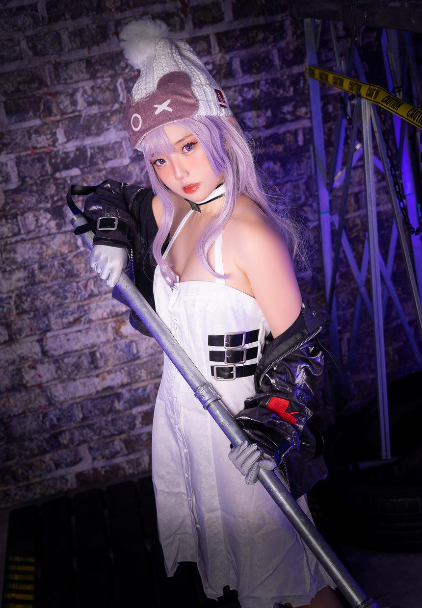 Messie Huang –  Hella [58P-211MB]