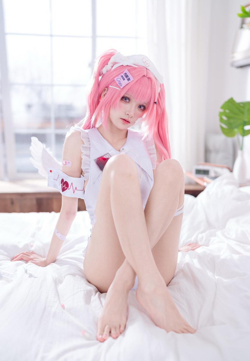 九柒喵-吸血鬼小护士同人[48P-210MB]