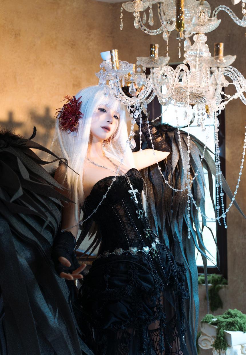 蠢沫沫 –   黑天鹅[84P-946.2M]