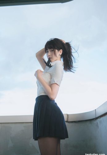 不呆猫 – NO.068 JK学妹户外[59P-390.6M]-优选资源网