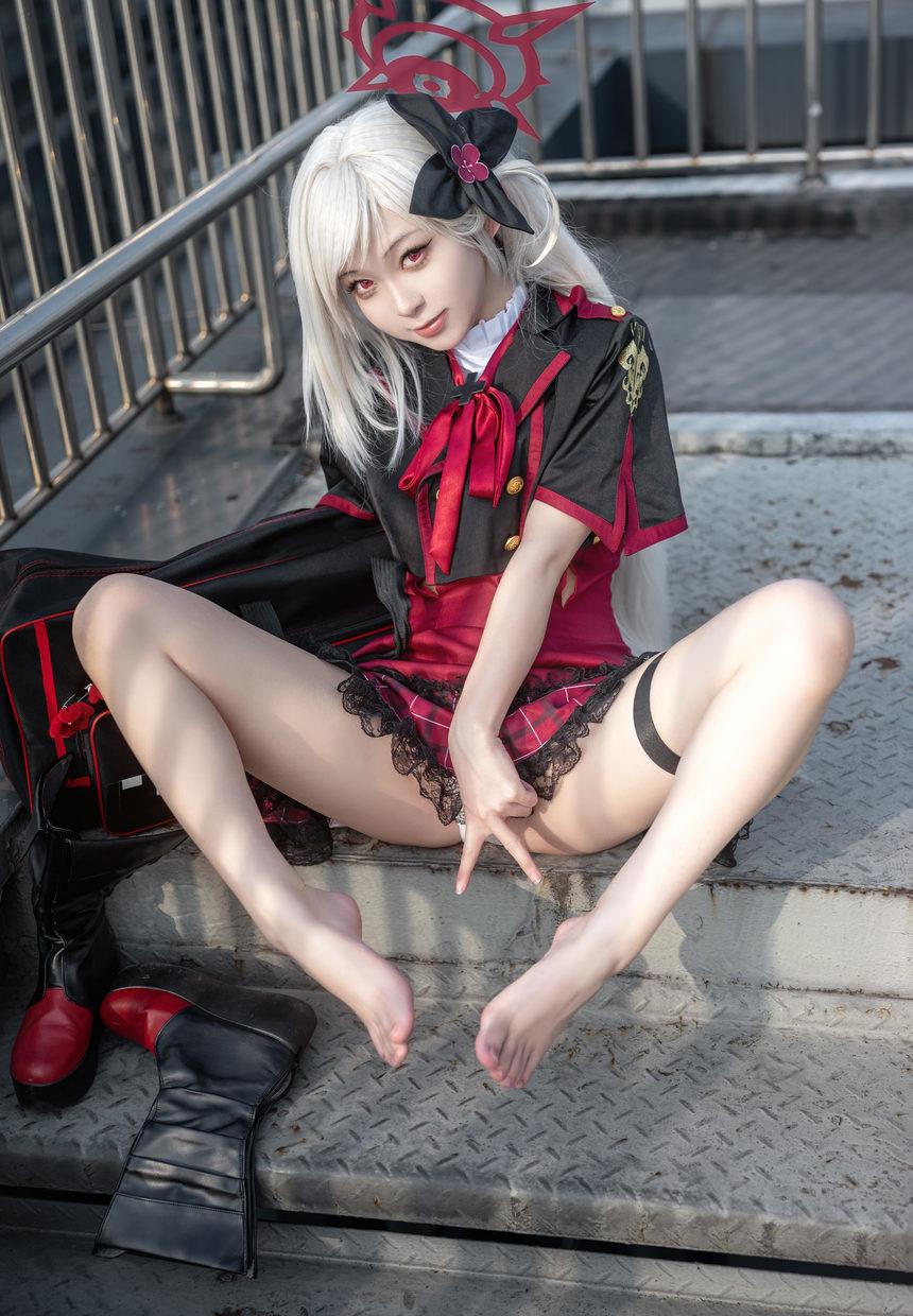 矢量鱼-蔚蓝档案-浅黄睦月原皮[36P-411MB]