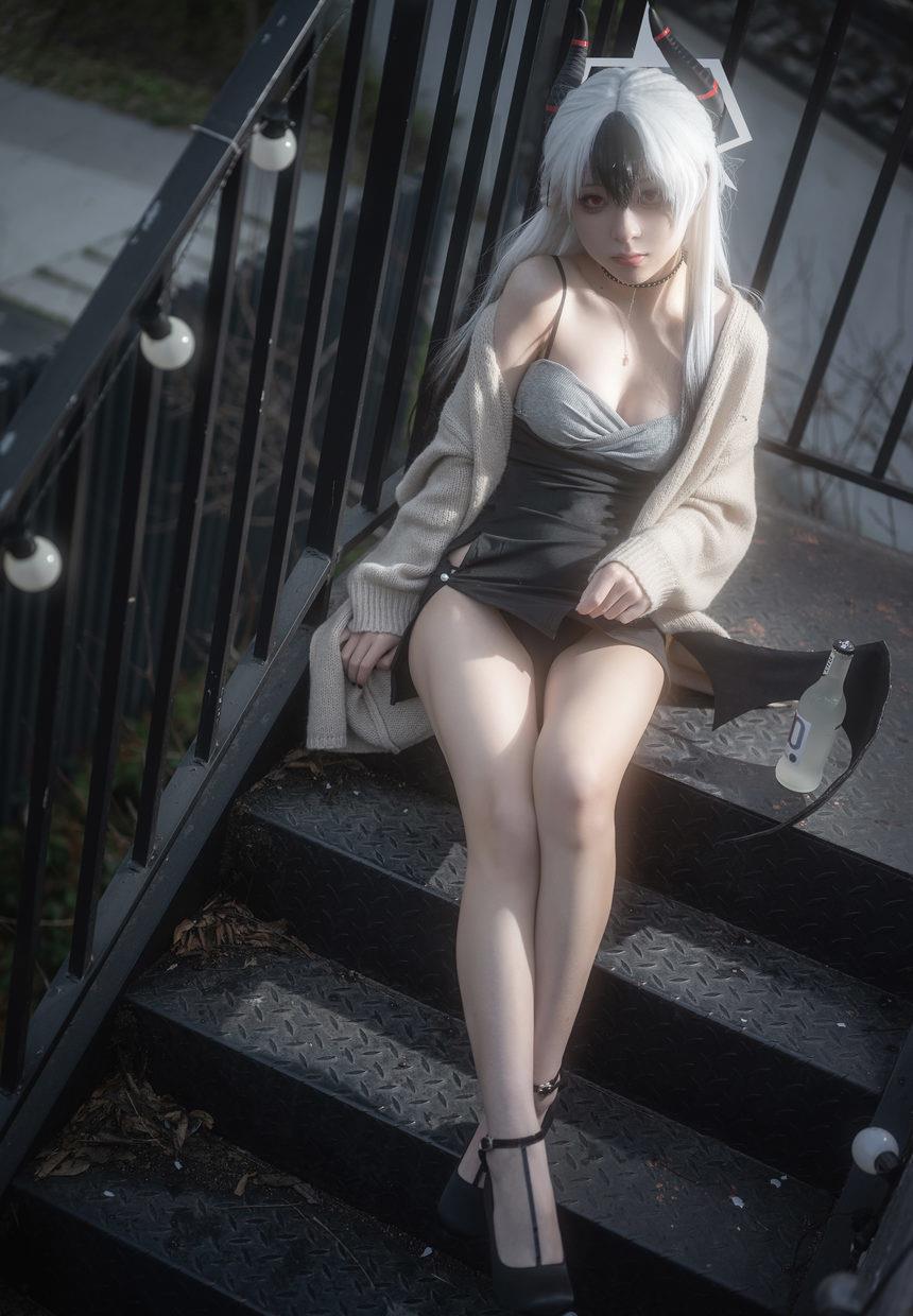 矢量鱼-蔚蓝档案-鬼方佳代子礼服[32P-438MB]