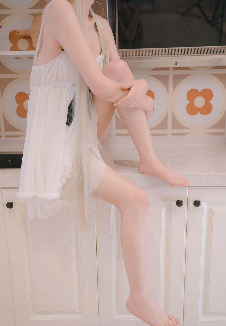 [拍了个就这] 心海泳衣+穹妹睡衣[10V+261P-7.63G]