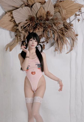 咬一口兔娘(Yiko湿润兔) –  月票赠送『 拾光独白』[1V-324.6M]-优选资源网