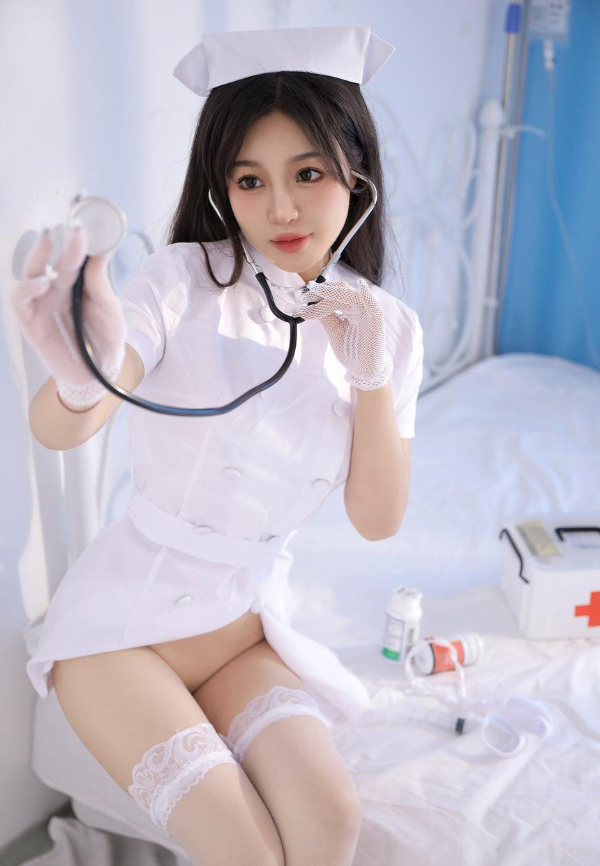 桃暖酱  护士小姐 [24P- 253MB]