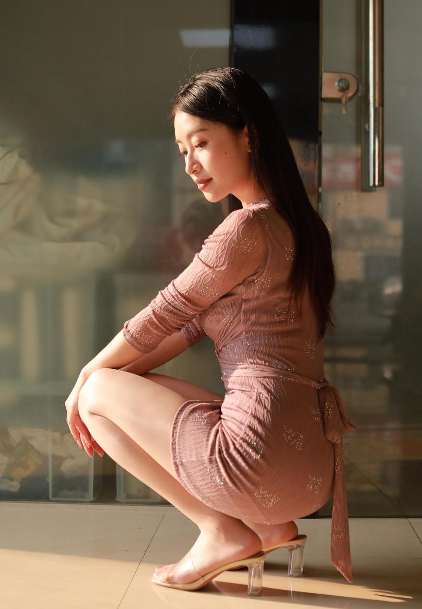 [IESS异思趣向] 2025.04.13 丝享家 2026 小婕《春光明媚（上）》[88P-65MB]