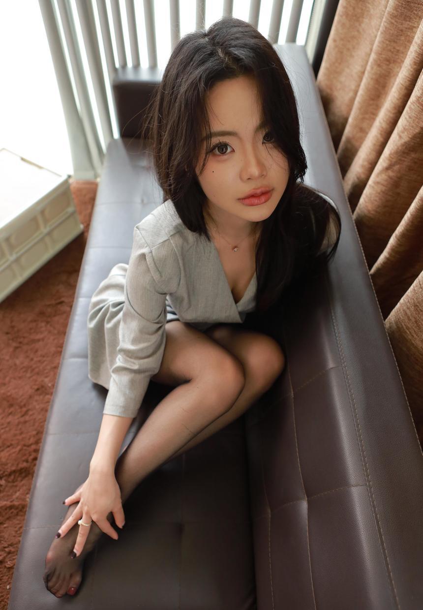 [IESS异思趣向] 2025.04.14 丝享家 2027 兔兔《柔软甜妹》[88P-101MB]