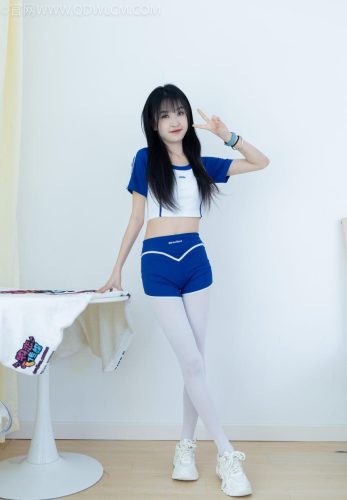 物恋传媒 No.2334 嘉木-运动鞋、厚白丝、裸足、裸足 [242P1V-5.49GB]-优选资源网