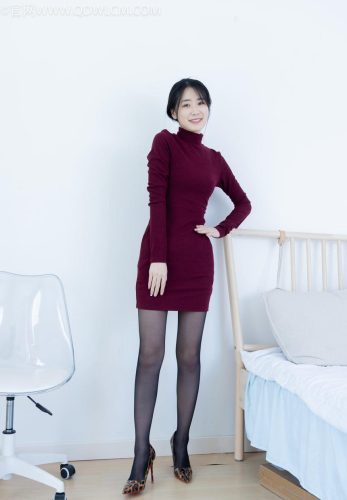 物恋传媒 No.2331 菜菜-高跟鞋、薄黑丝、裸足 [352P1V-8.07GB]-优选资源网