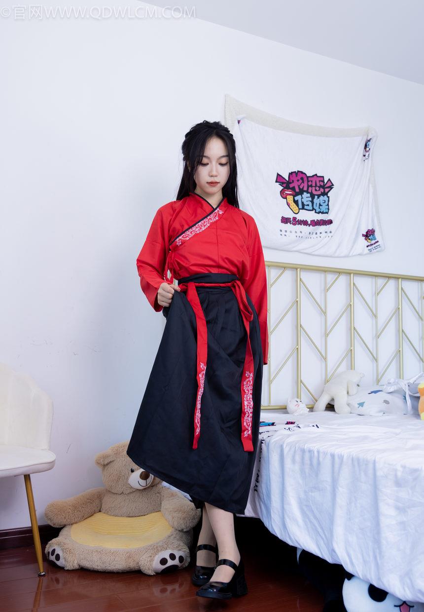 物恋传媒 NO.2330 纱纱-汉服、皮鞋、白棉袜、薄肉丝（脚尖加固款）[219P-1V-6.66G]