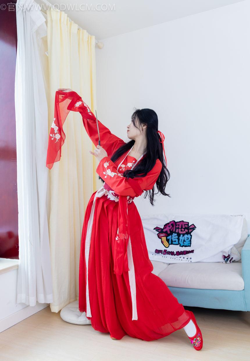 物恋传媒 NO.2328 绒绒-汉服、布鞋、白棉袜（打底）红色船袜（叠穿）[174P-1V-5.43G]