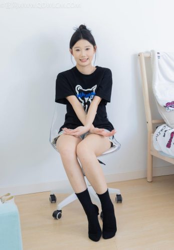 物恋传媒 No.2324 小竹-匡威帆布鞋、白棉袜、黑棉袜 [166P1V-4.78GB]-优选资源网