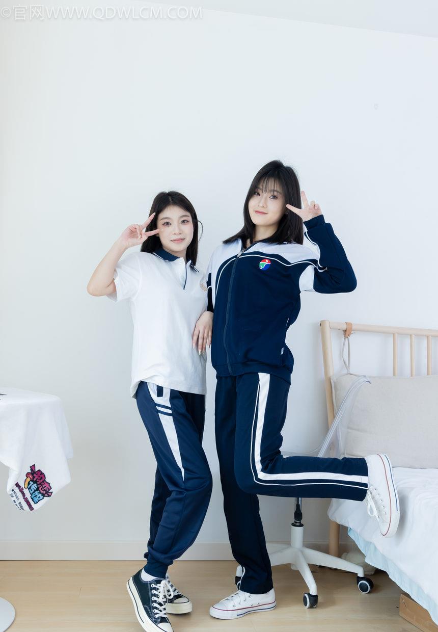 物恋传媒 No.2322 闪闪青柠-帆布鞋、白棉袜、青柠薄肉丝、闪闪薄白丝 [168P1V-4.62GB]