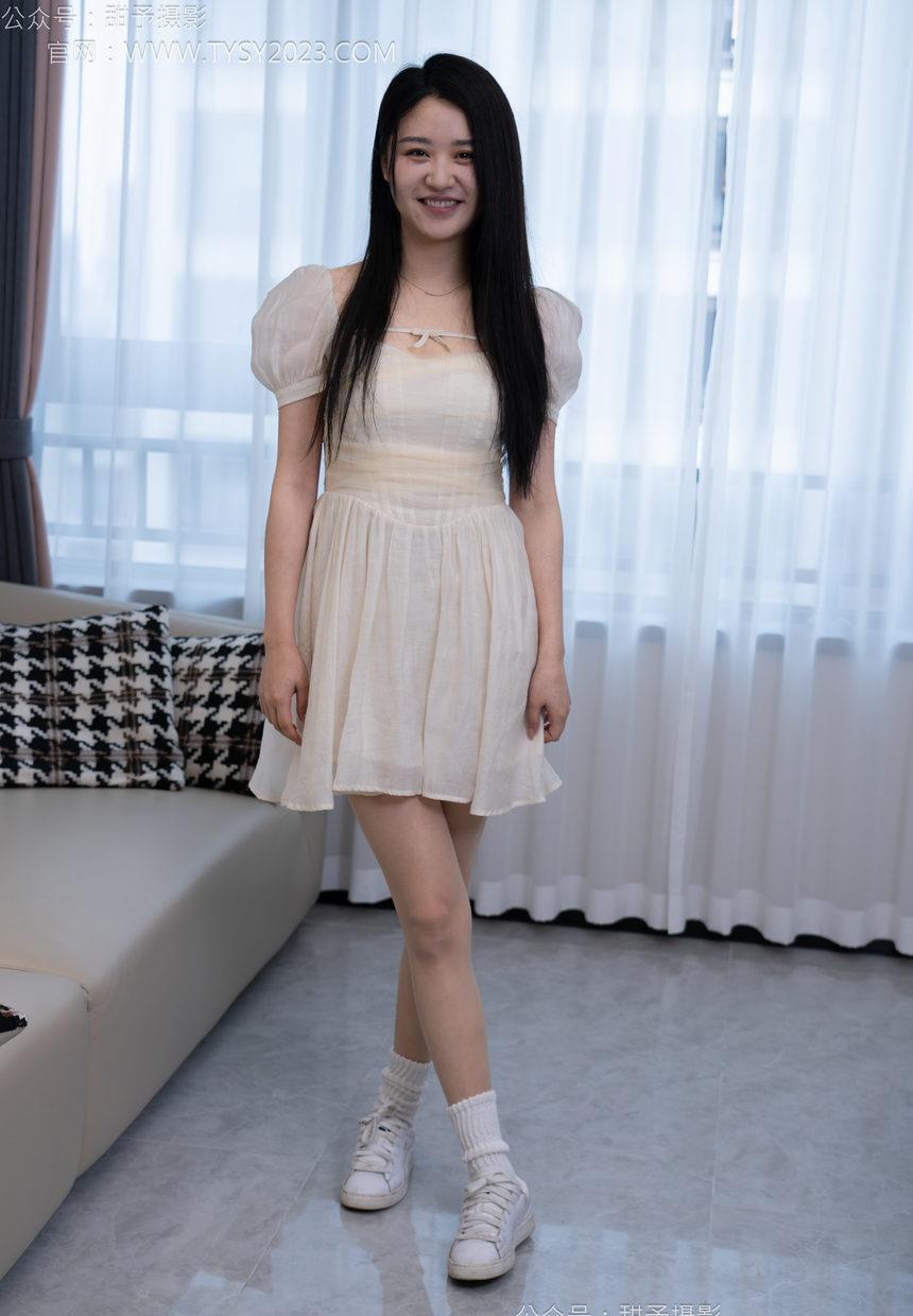 甜予摄影 NO.137 澜澜-板鞋、白棉袜、薄肉丝[140P+2V／10.1GB]