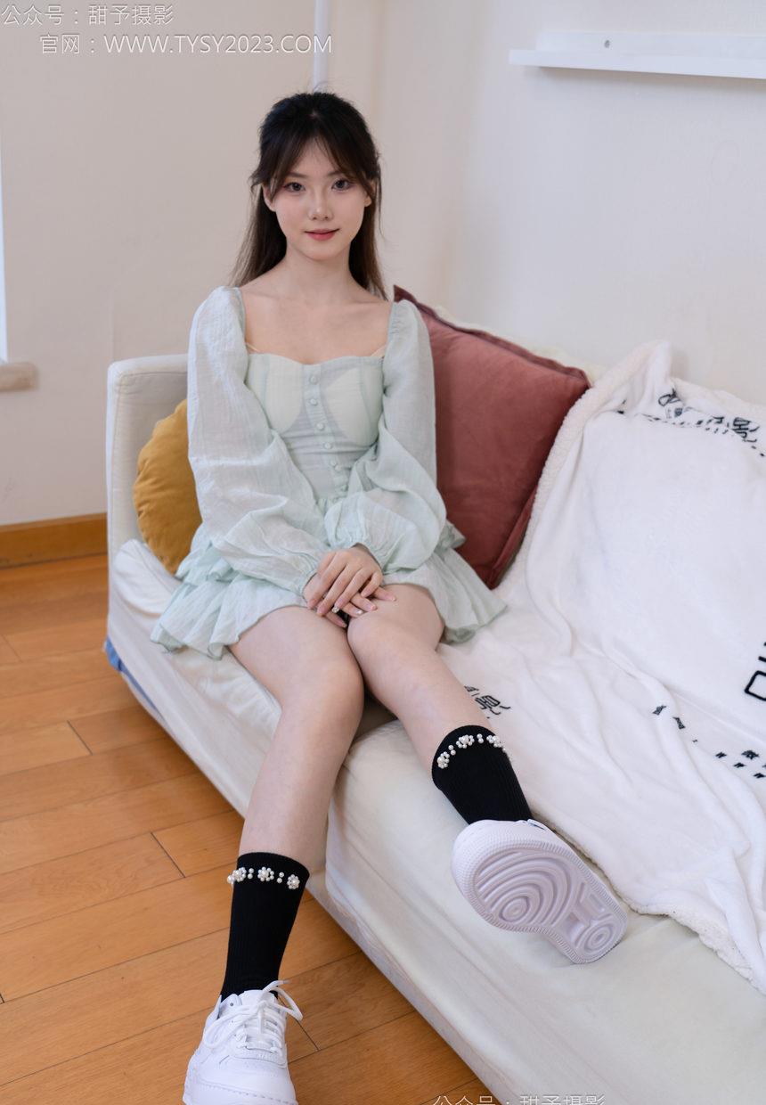 甜予摄影 NO.136 璇璇-板鞋、黑棉袜[203P+1V／12.6GB]