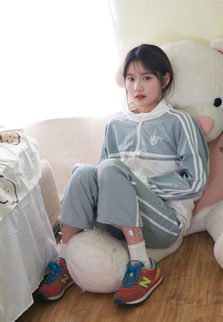 她们印象 No.002 小点心 [113P1V-3.51GB]