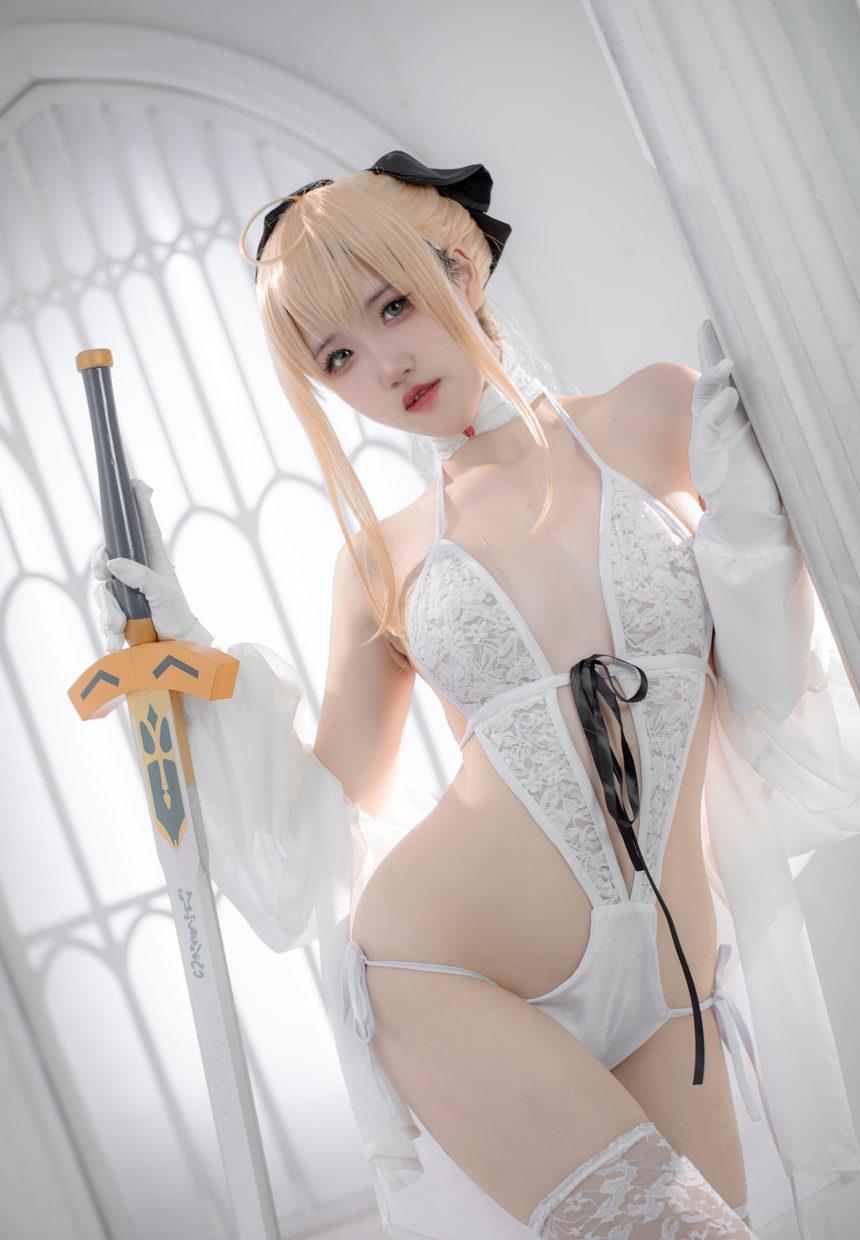 阿薰kaOri - FGO 白Saber [50P-199MB]